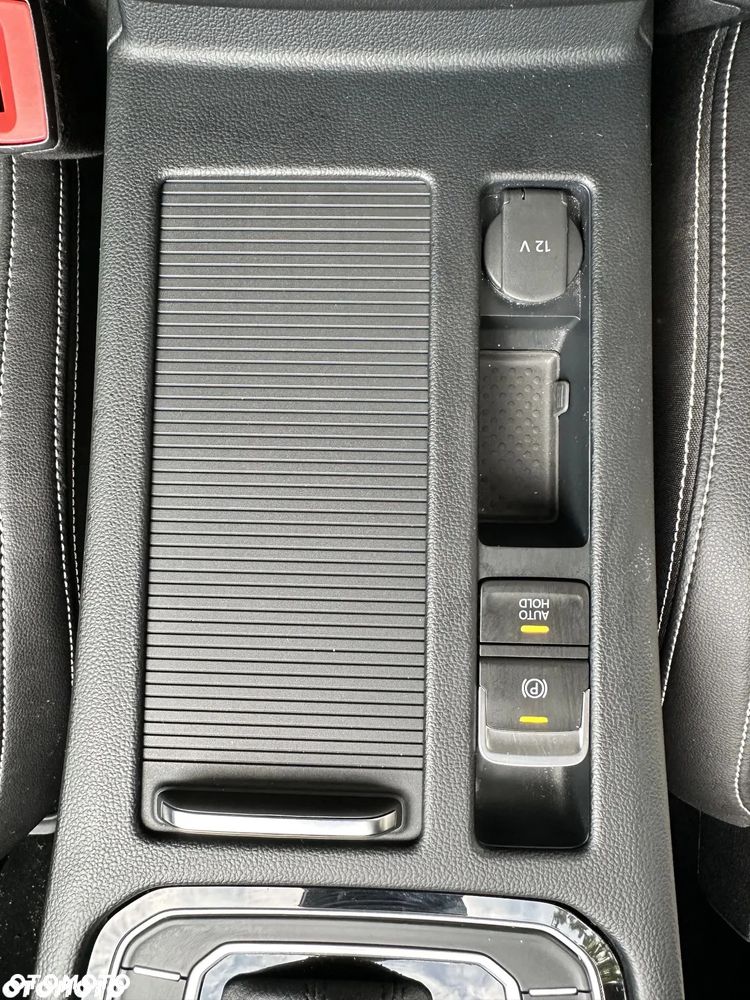 Volkswagen Passat 2.0 TDI 4Mot Elegance DSG - 25