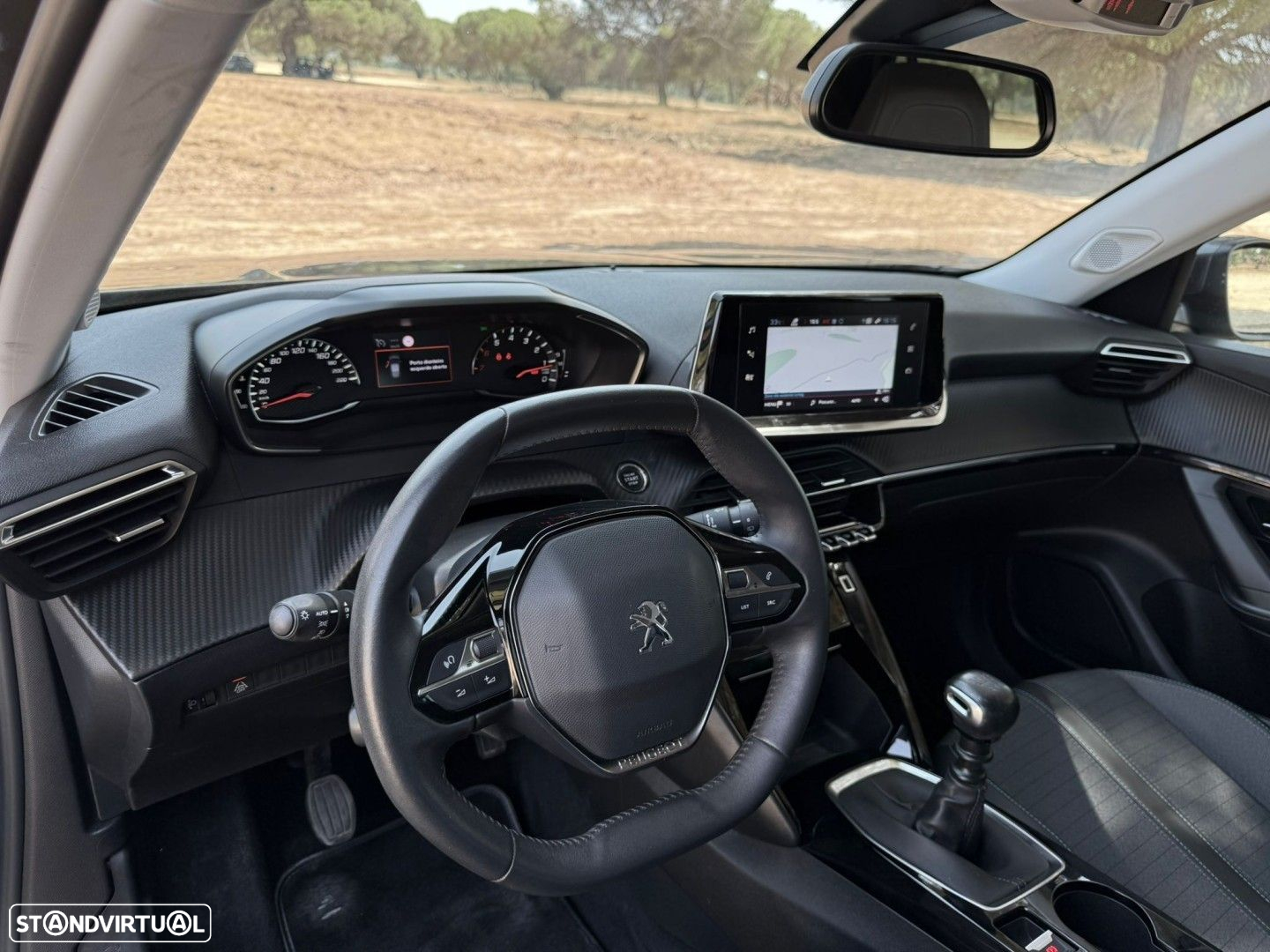 Peugeot 2008 1.5 BlueHDi Allure Pack - 27