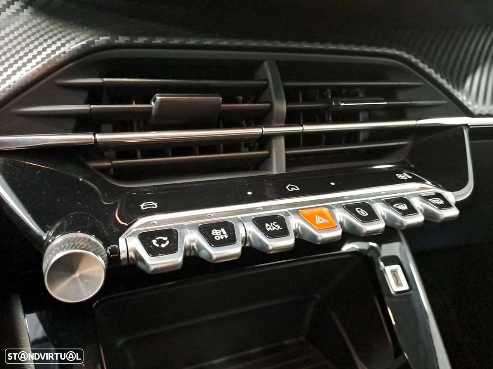 Peugeot 208 1.2 PureTech Style - 21