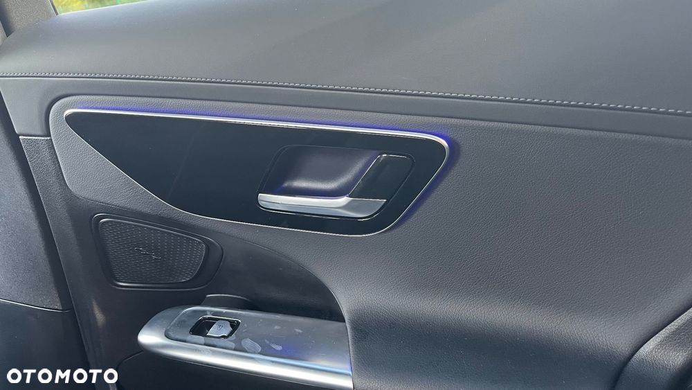 Mercedes-Benz Klasa C 220 d T 9G-TRONIC AMG Line - 31