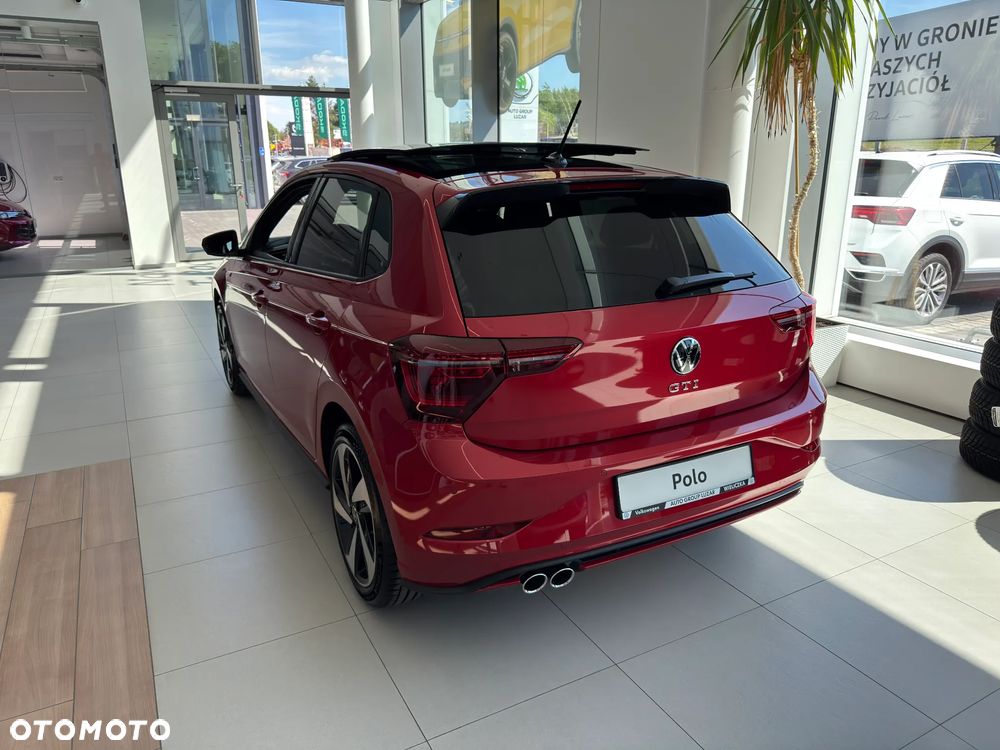 Volkswagen Polo - 4