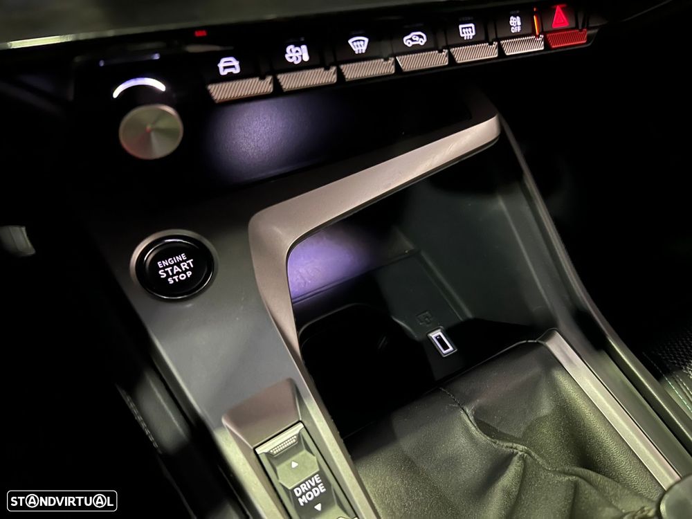 Peugeot 308 1.2 PureTech Allure Pack - 27