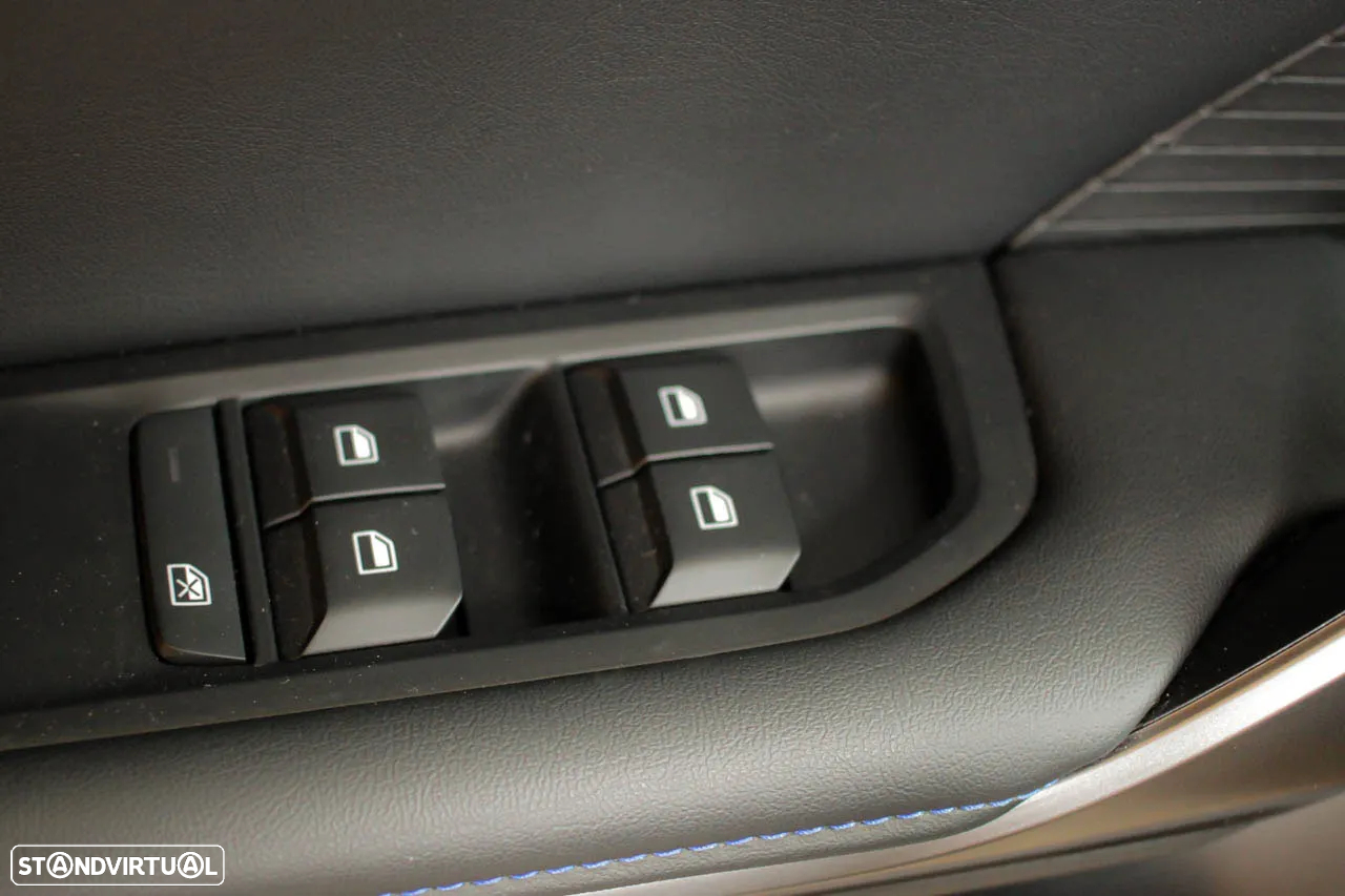 MG MG4 64 kWh Comfort - 10