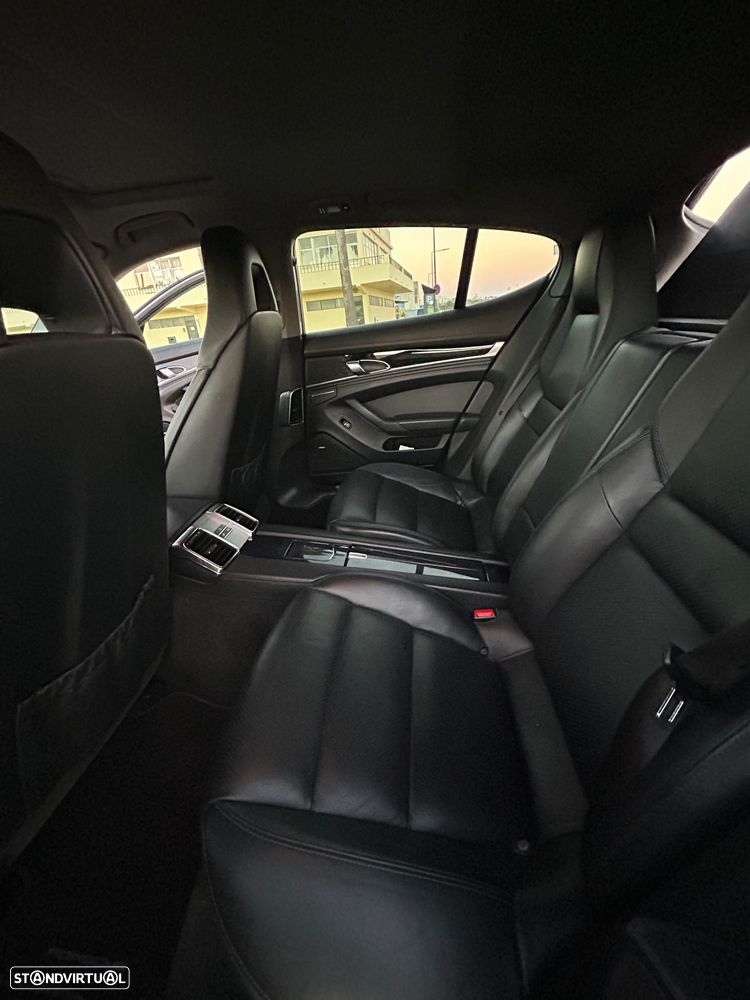 Porsche Panamera S Hybrid - 30