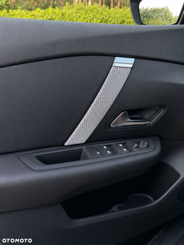 Citroën C4X PureTech 130 Stop&Start EAT8 FEEL PACK - 11