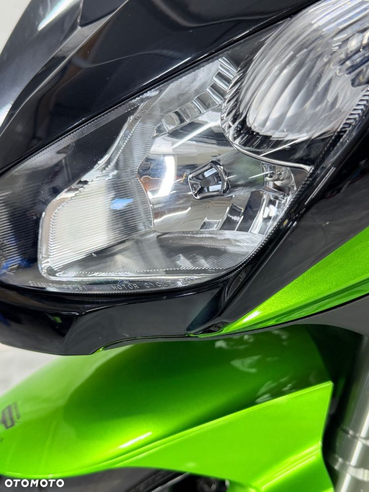 Kawasaki Ninja 1000 SX - 17