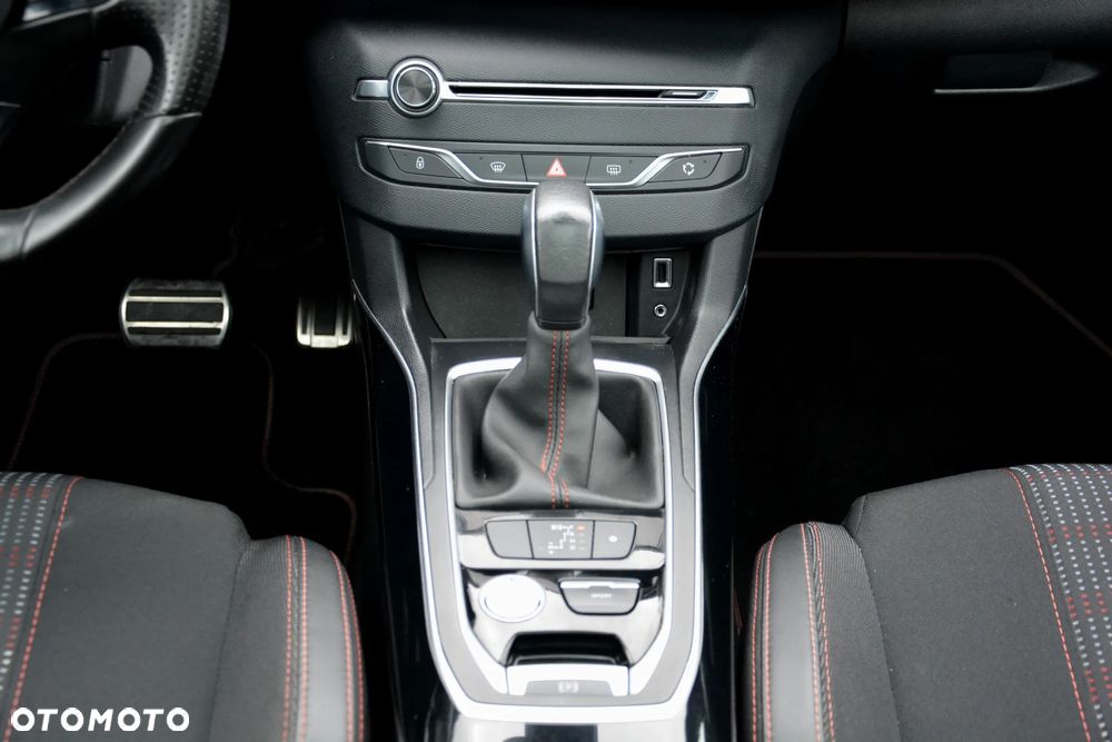 Peugeot 308 BlueHDi FAP 120 EAT6 Stop&Start GT-Line Edition - 29