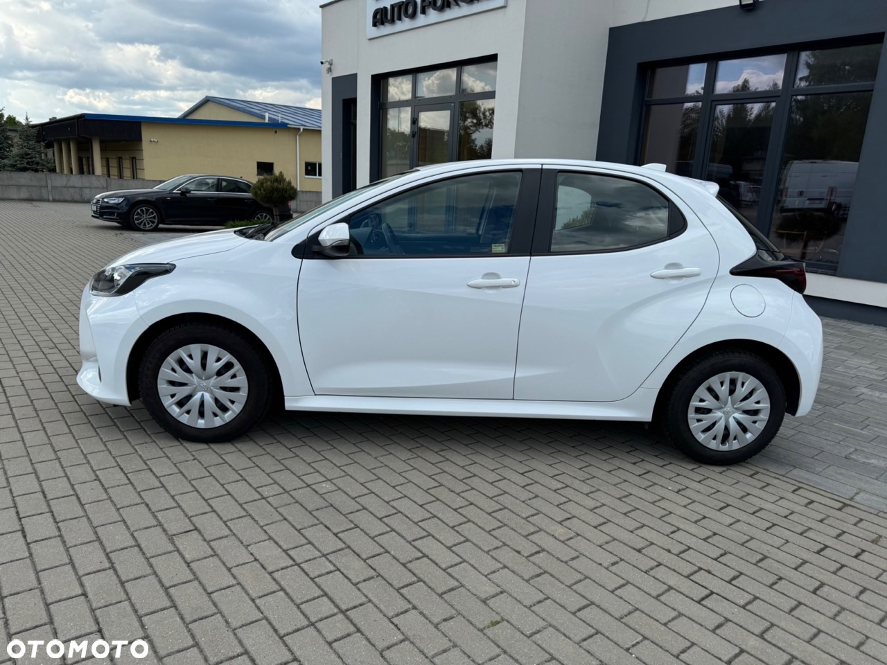 Toyota Yaris 1.5 Comfort - 8