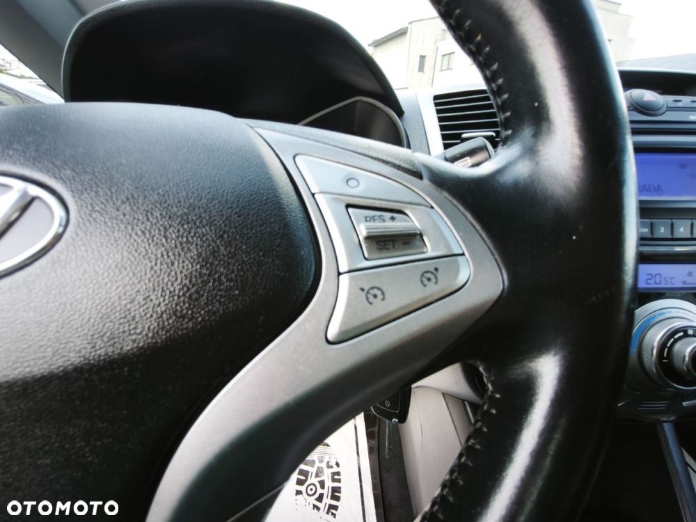 Hyundai ix20 - 12