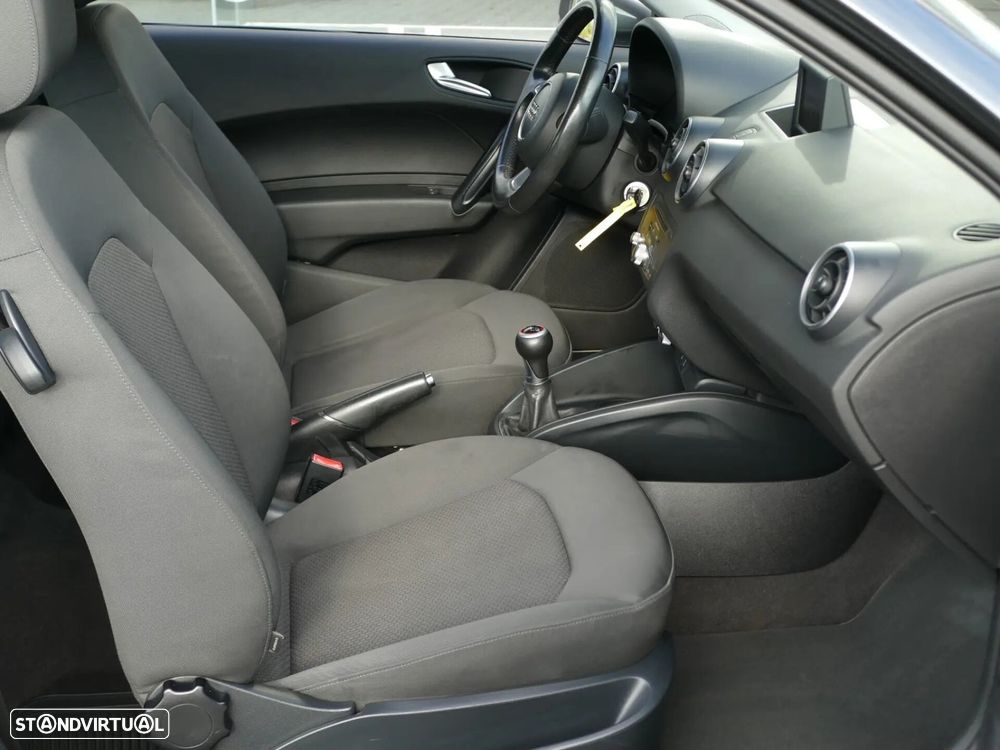 Audi A1 1.6 TDI Advance - 30