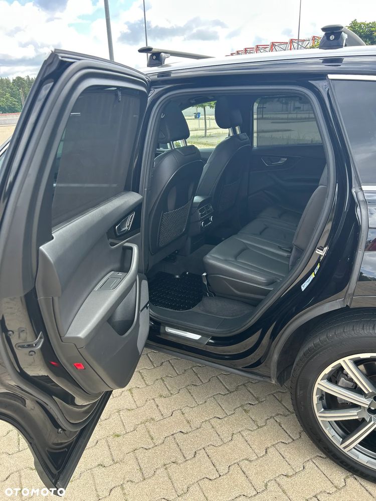 Audi Q7 3.0 TFSI Quattro Tiptronic - 17