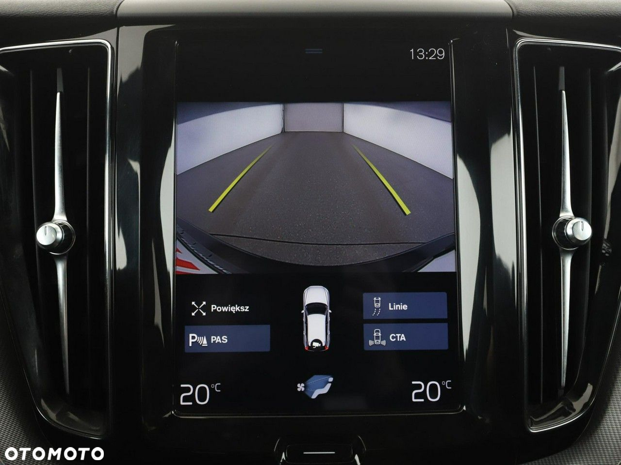 Volvo XC 60 D4 AWD Geartronic RDesign - 26