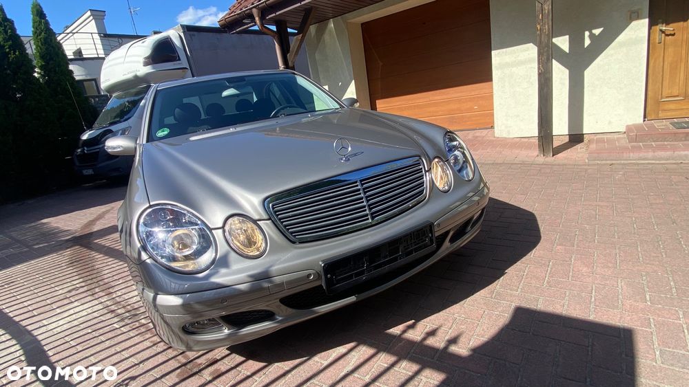 Mercedes-Benz Klasa E 200 Kompressor Automatik Classic - 6