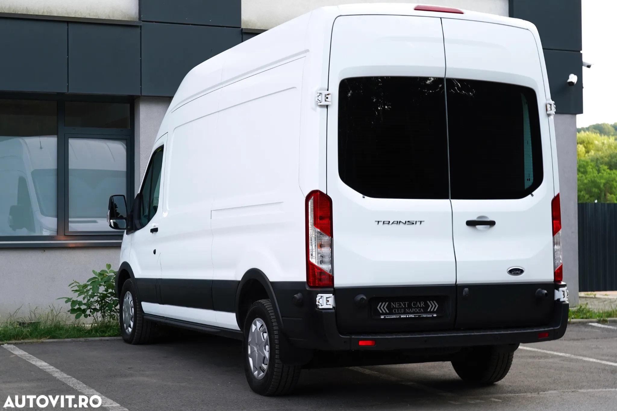 Ford Transit - 12