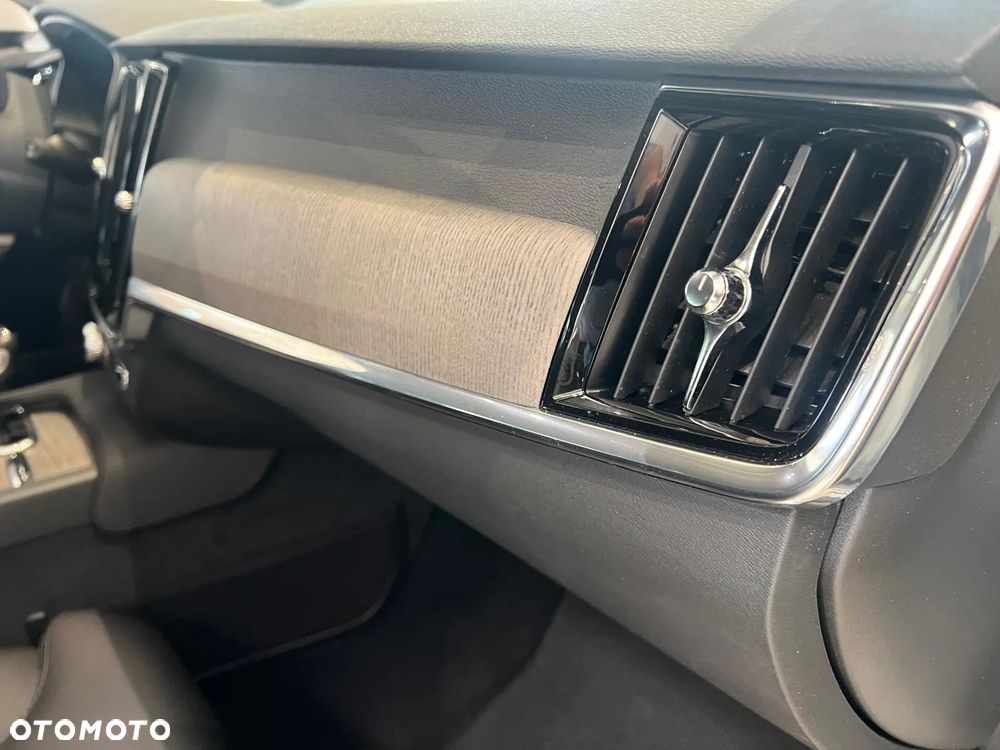 Volvo V90 Cross Country B5 D AWD Geartronic Pro - 21