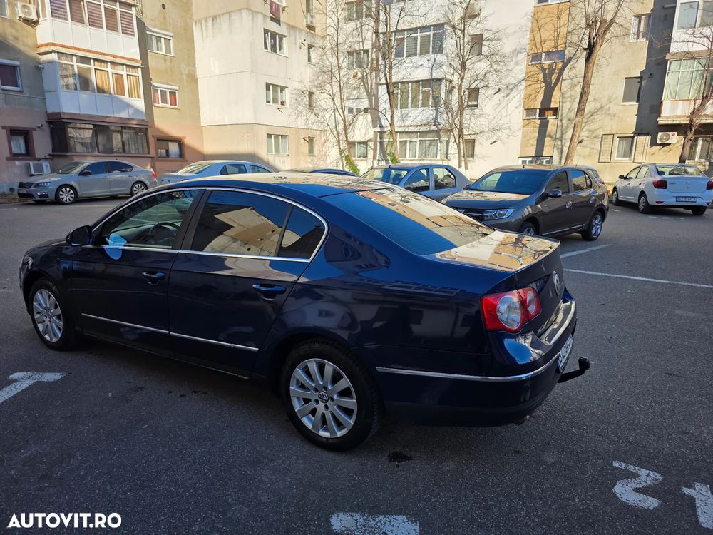 Volkswagen Passat 2.0TDI Comfortline DPF DSG - 4