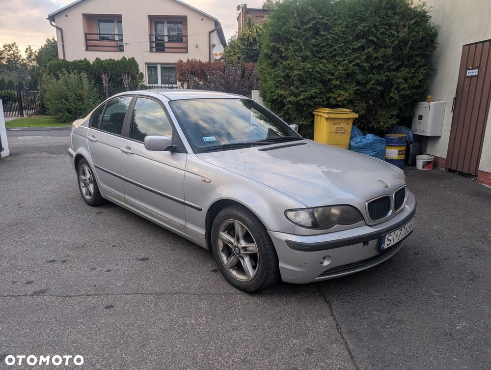 BMW Seria 3 318i - 10