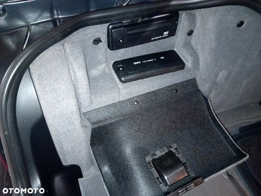 BMW Seria 7 735i L - 30