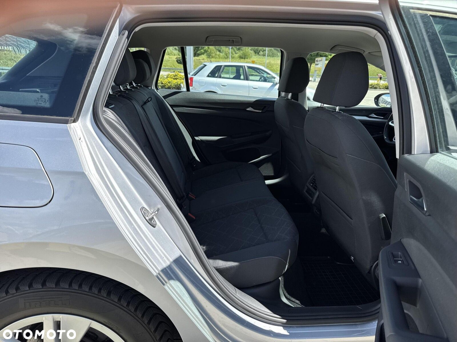 Volkswagen Golf VIII 1.5 TSI EVO Life - 12