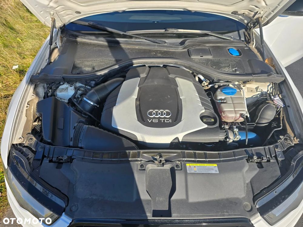 Audi A6 Avant - 16
