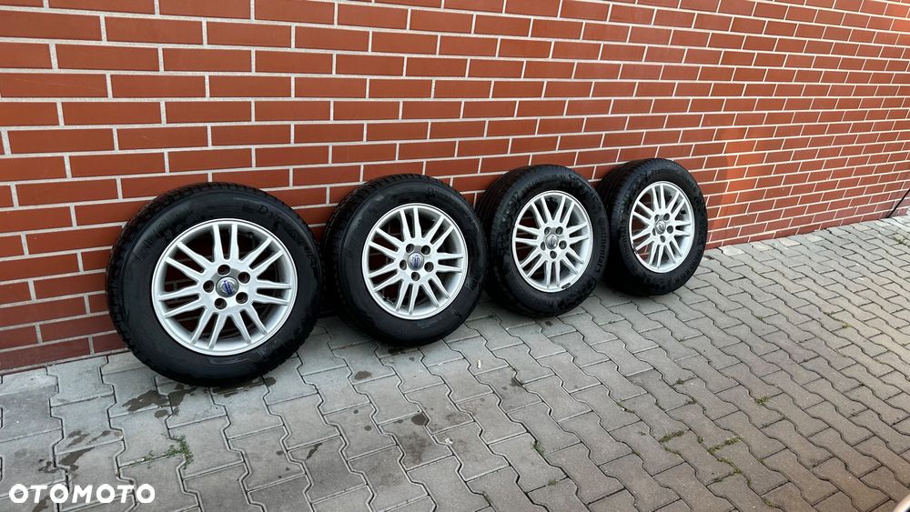 Felgi Alu z oponami do Volvo C30 - 2