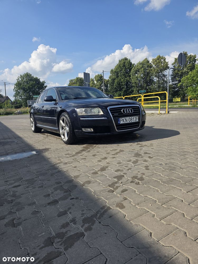 Audi A8 - 2