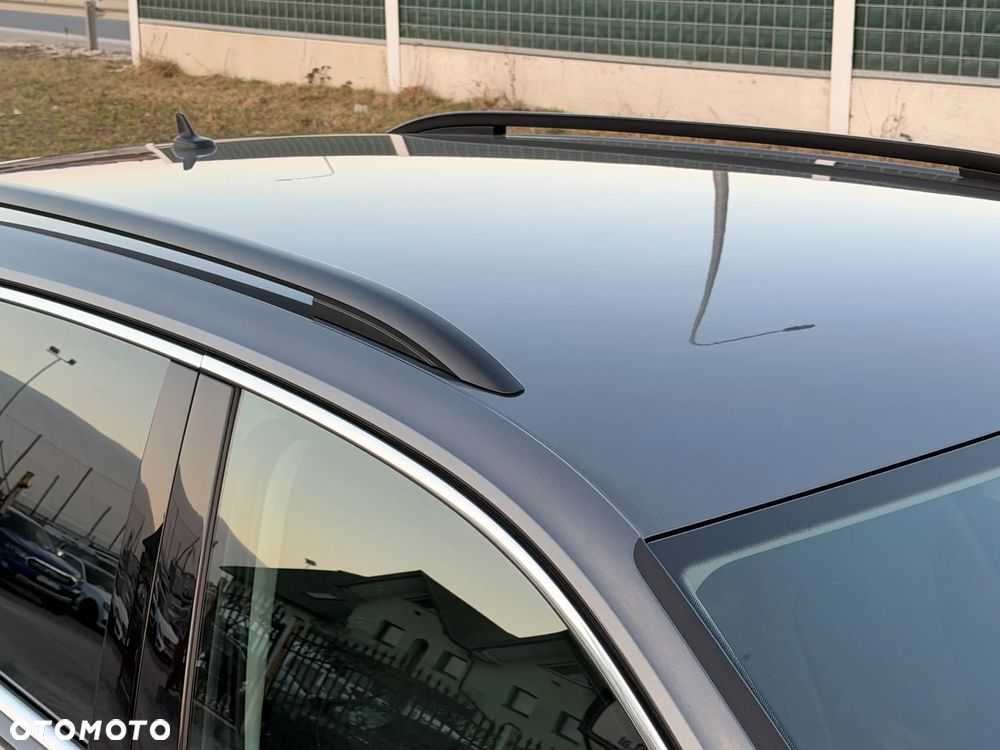 Volkswagen Tiguan - 13
