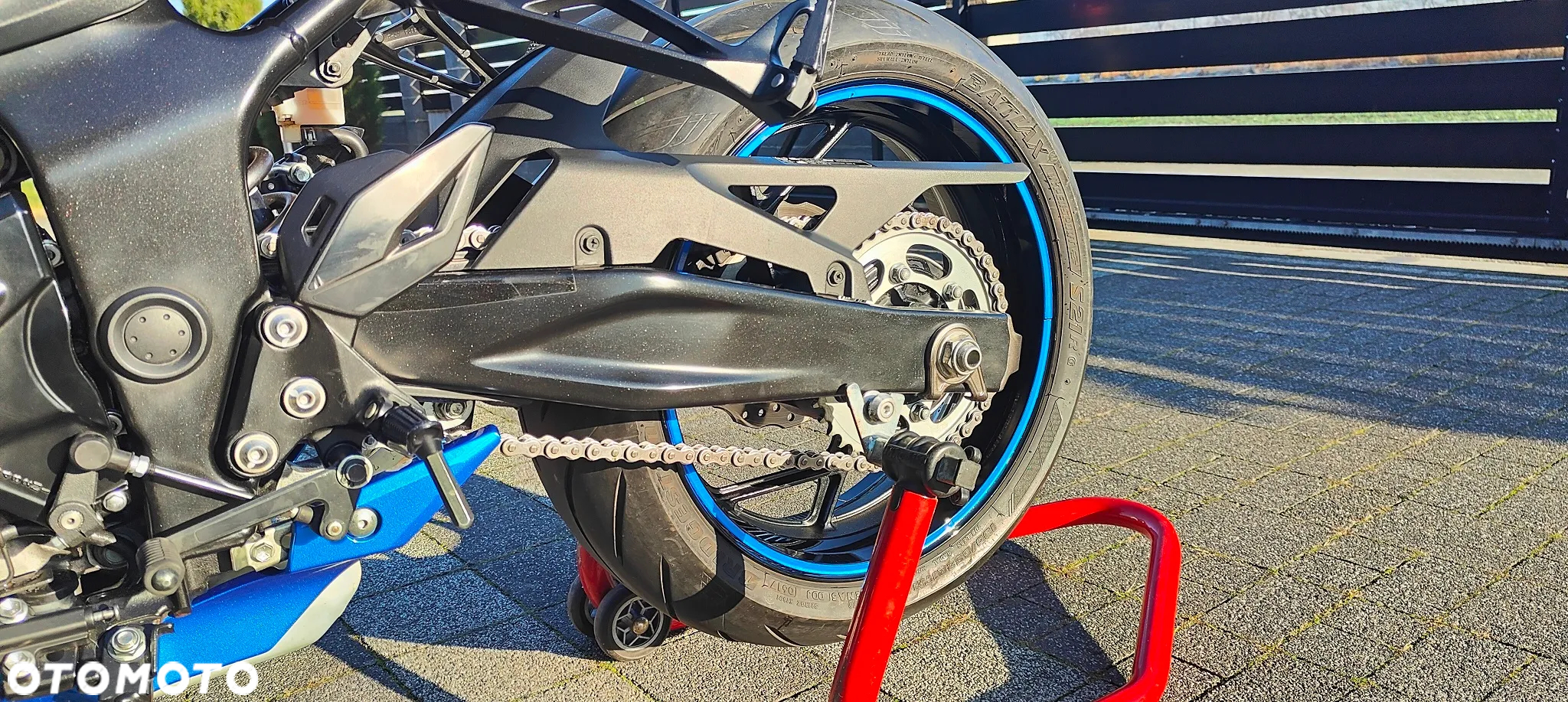 Suzuki GSX - 9