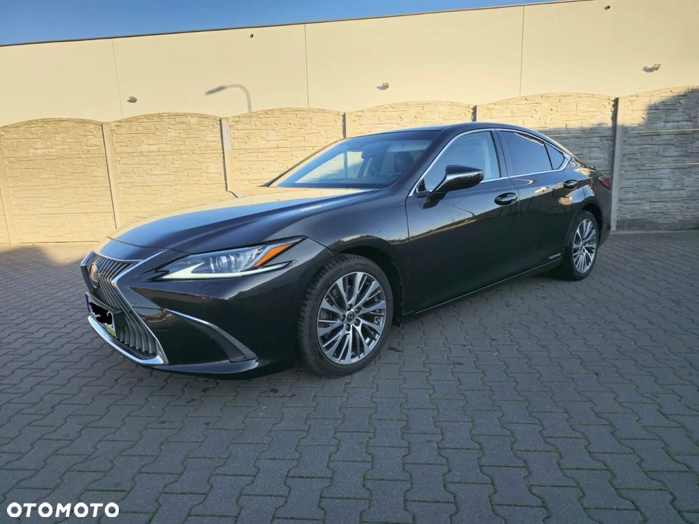 Lexus ES 300h Business Line - 1
