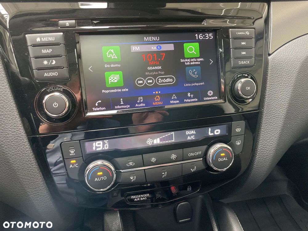 Nissan Qashqai 1.3 DIG-T N-Connecta - 28
