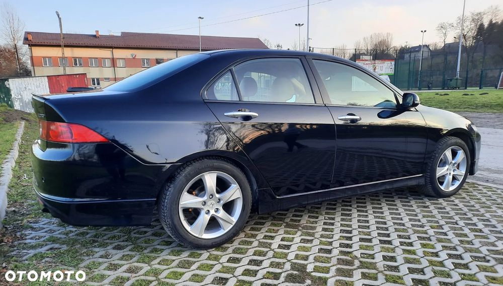 Honda Accord 2.0 Executive - 4