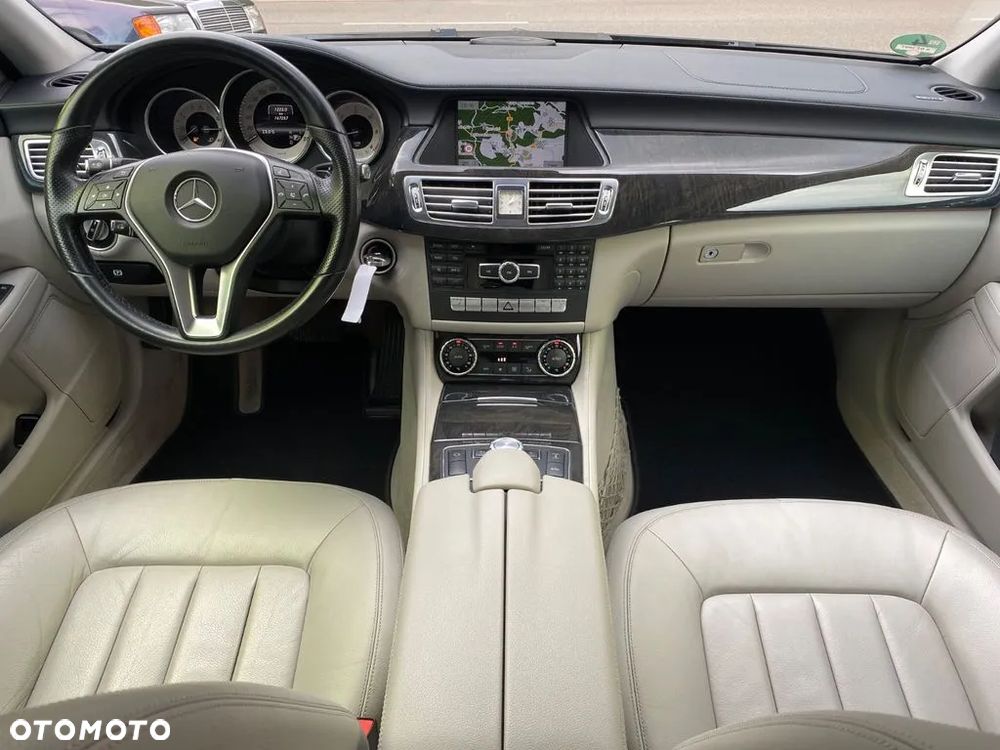 Mercedes-Benz CLS 350 CDI 4-Matic BlueEff - 13