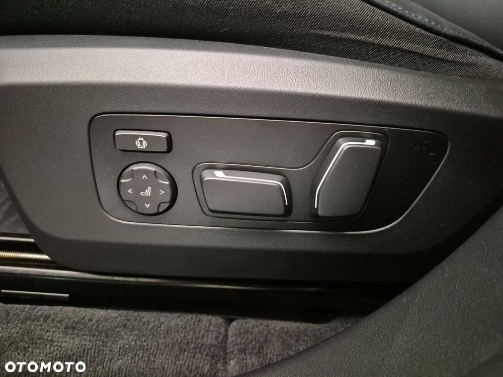 BMW X3 xDrive20 mHEV - 20