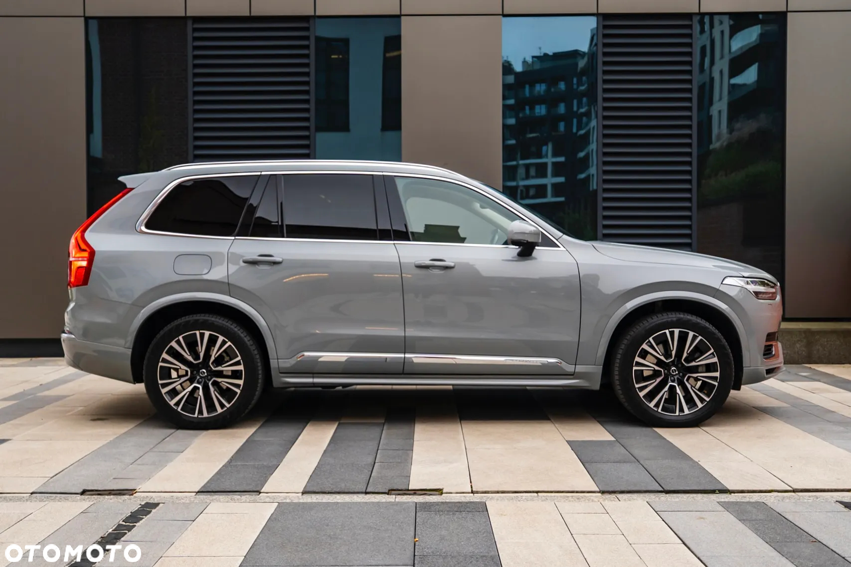Volvo XC 90 T8 AWD Plug-In Hybrid Plus Bright 7os - 23