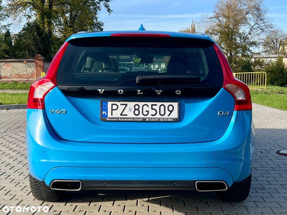 Volvo V60 D4 Summum - 6