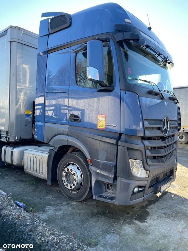 Mercedes-Benz ACTROS - 3