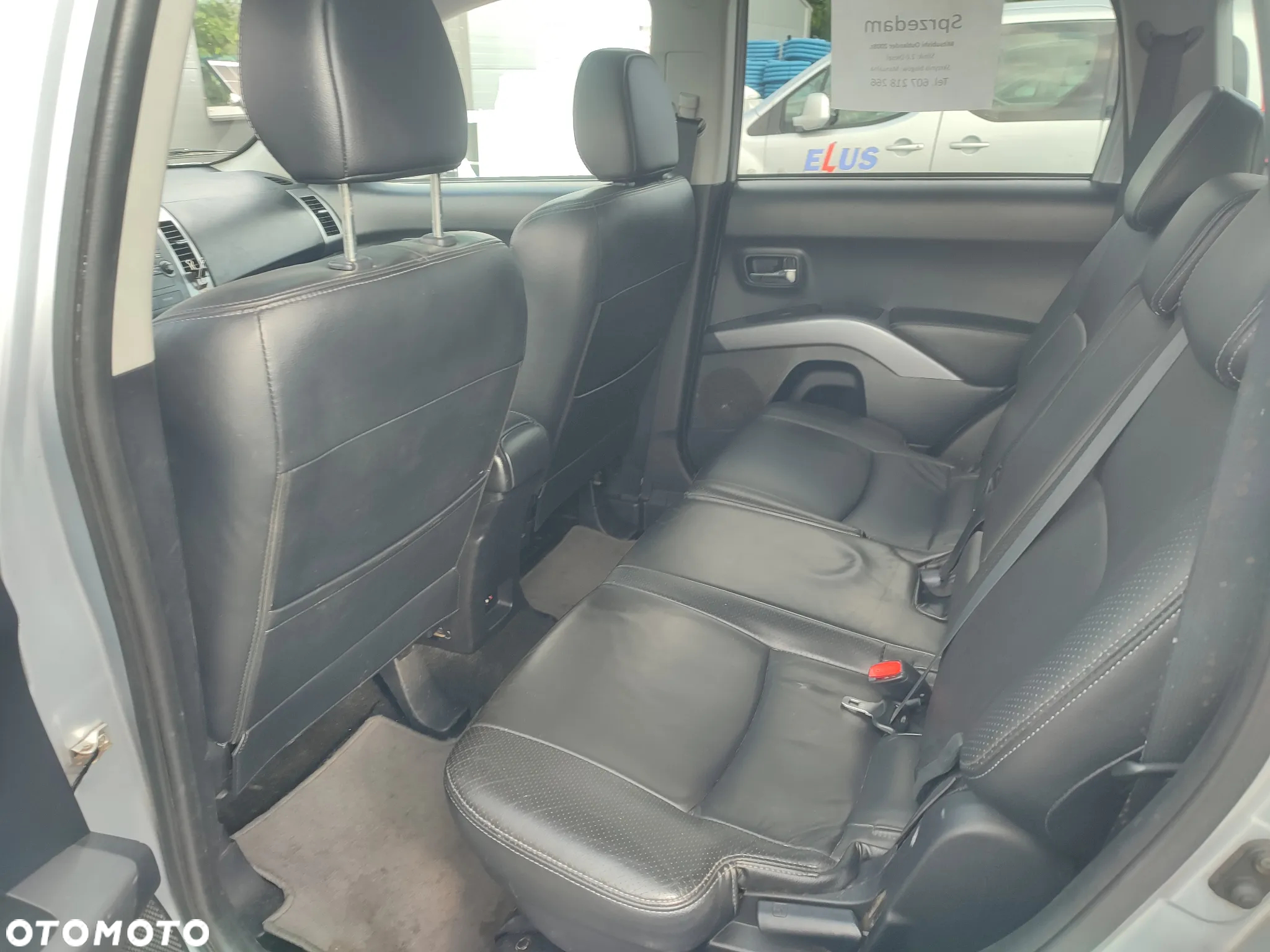 Mitsubishi Outlander - 13