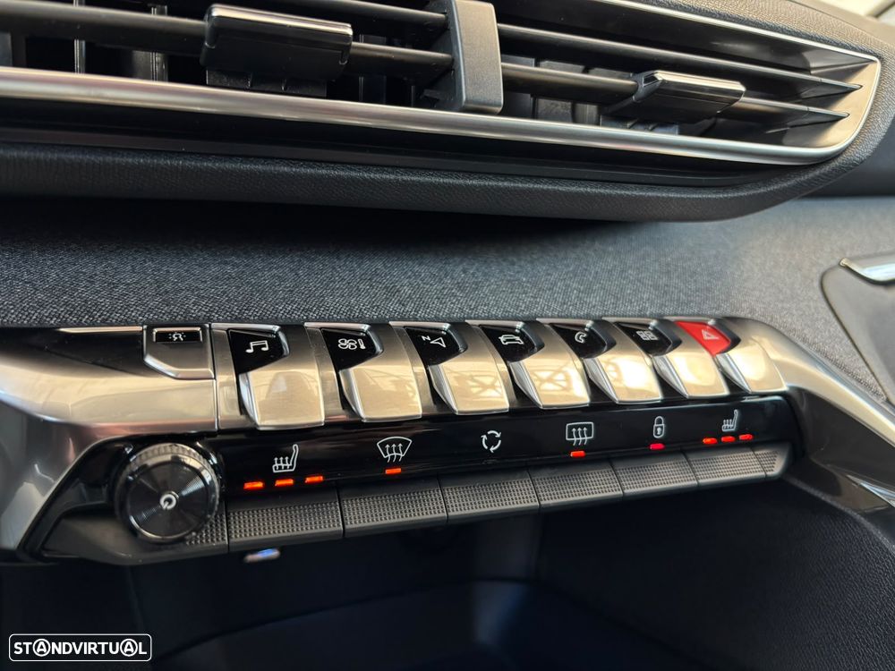 Peugeot 3008 PureTech 130 Stop & Start GPF EAT8 Allure Pack - 30