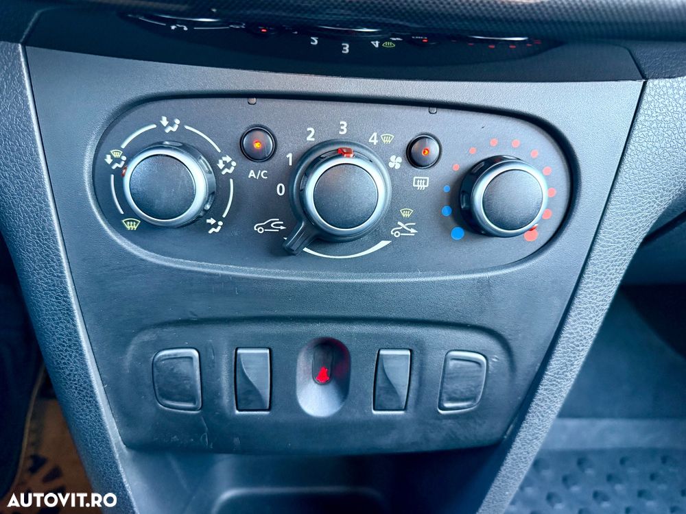 Dacia Logan 1.5 Blue dCi Laureate - 10