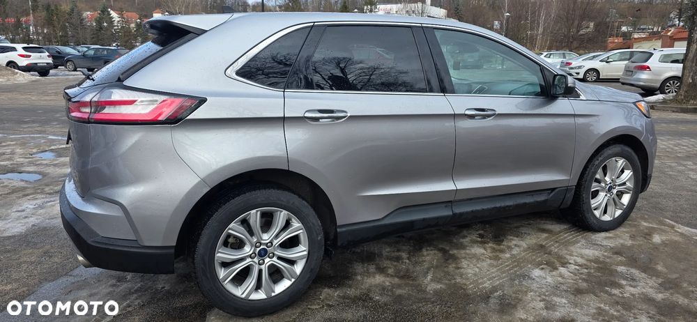 Ford Edge - 5