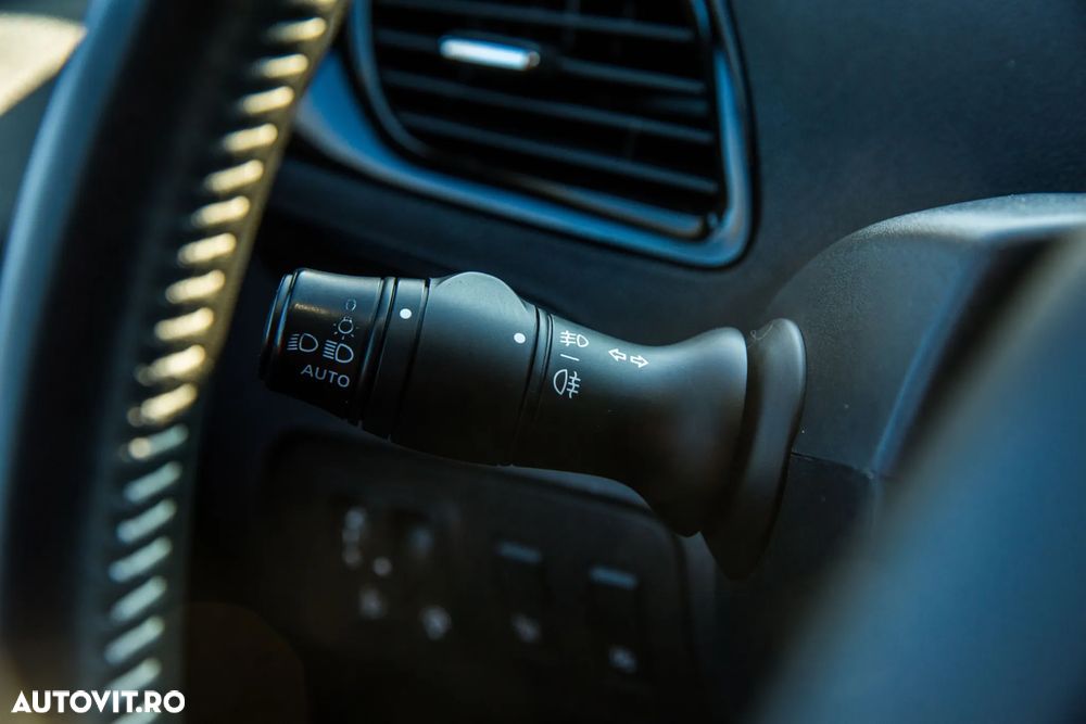 Renault Grand Scenic ENERGY dCi 130 S&S Bose Edition - 23