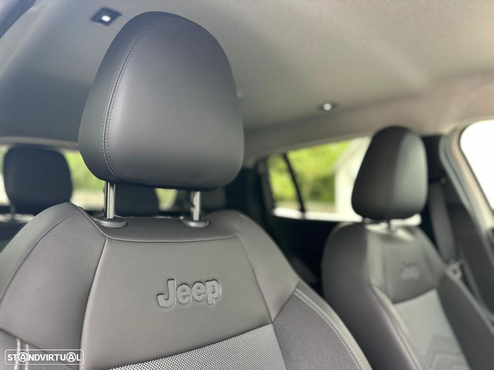 Jeep Avenger 54 kWh Summit Plus - 10