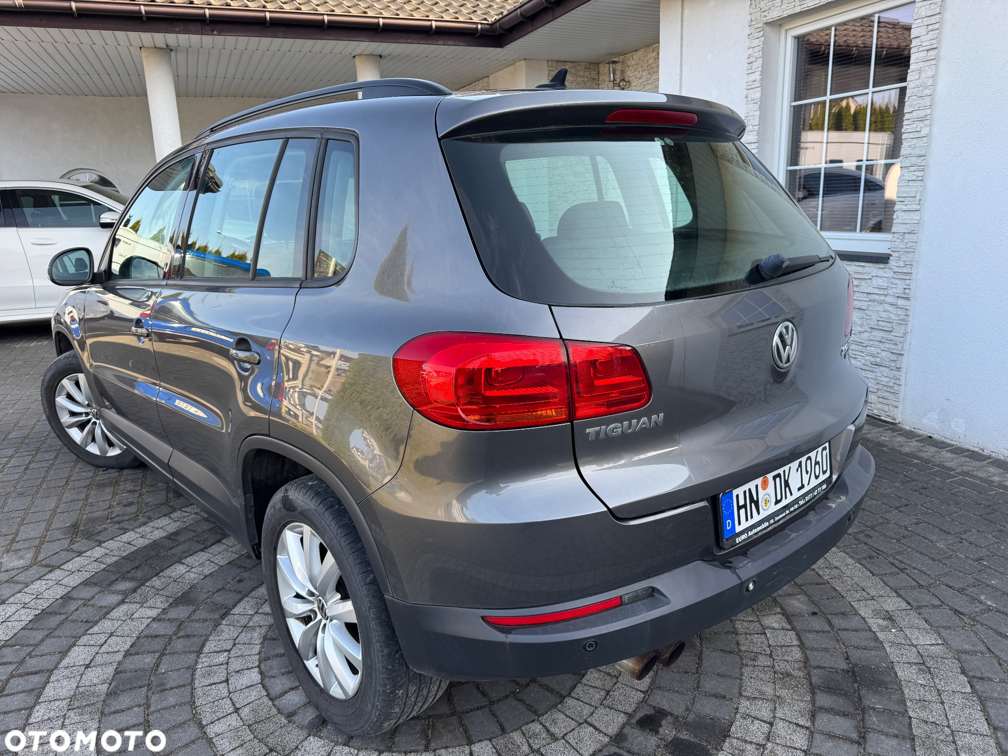 Volkswagen Tiguan 2.0 TSI 4Motion BlueMotion Technology Highline - 4