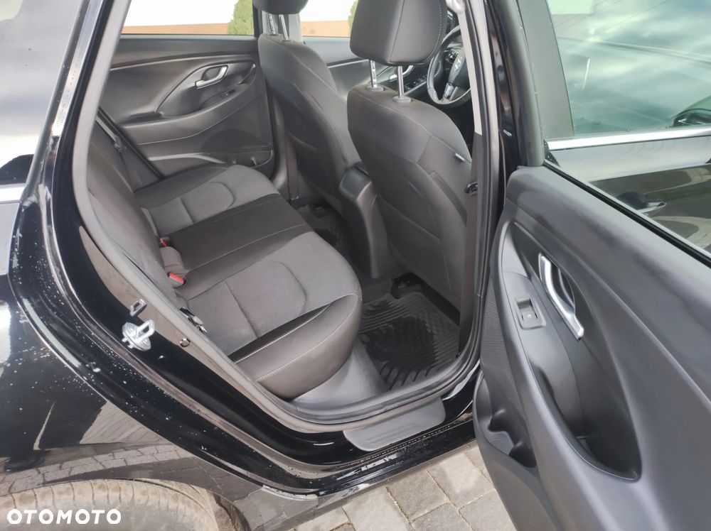 Hyundai i30 - 16