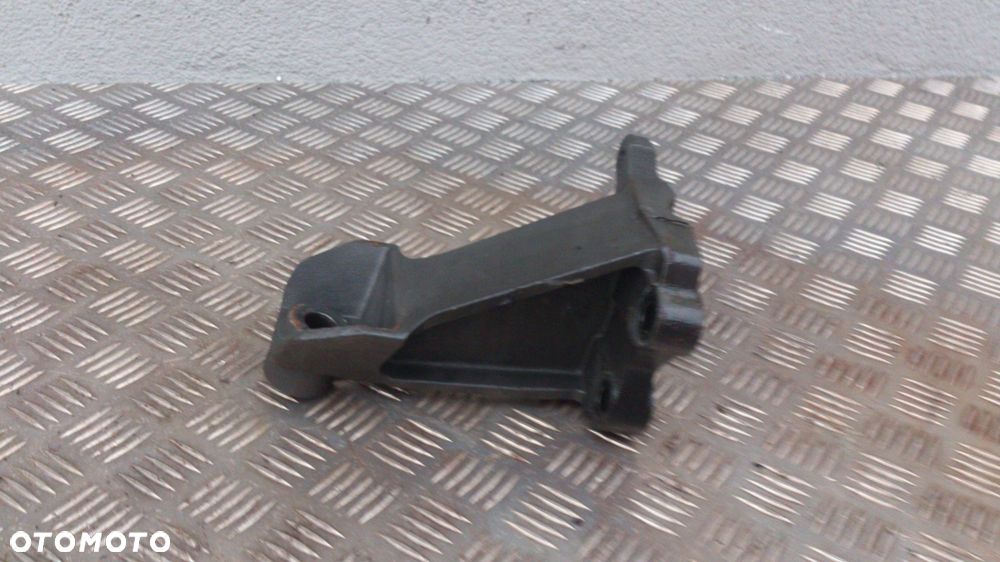 MOCOWANIE ŁAPY ŁAPA SILNIKA DAF XF CF 440 EURO 6 - 2