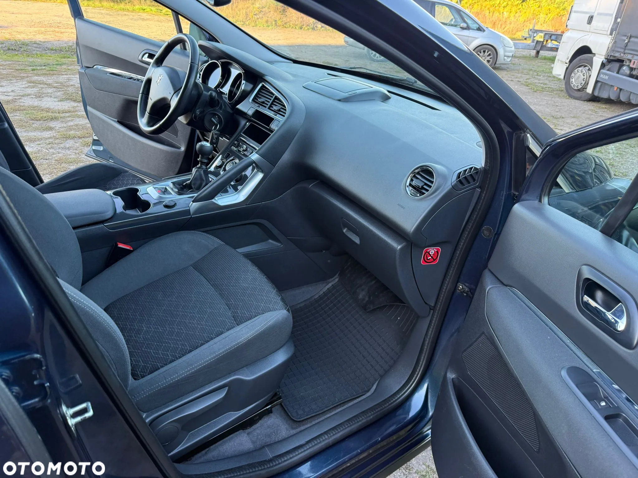 Peugeot 3008 1.6 HDi Style - 6