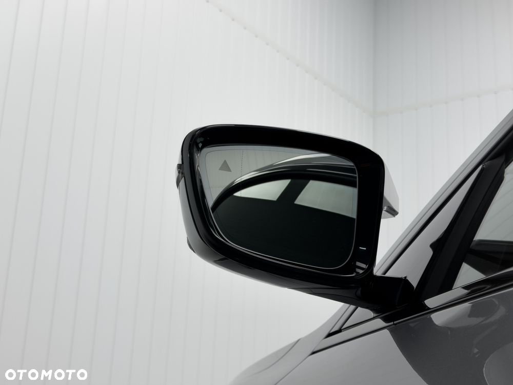 BMW M4 Competition - 19