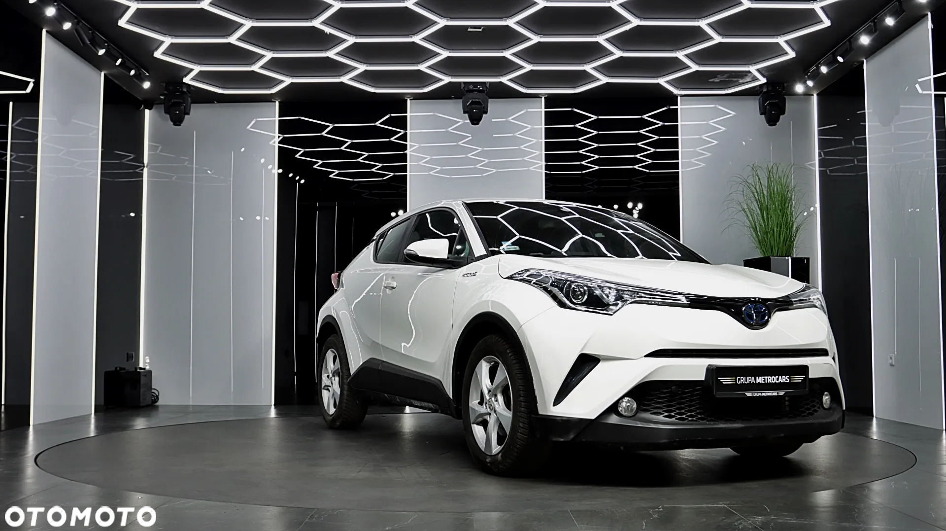 Toyota C-HR 1.8 Hybrid Premium - 13