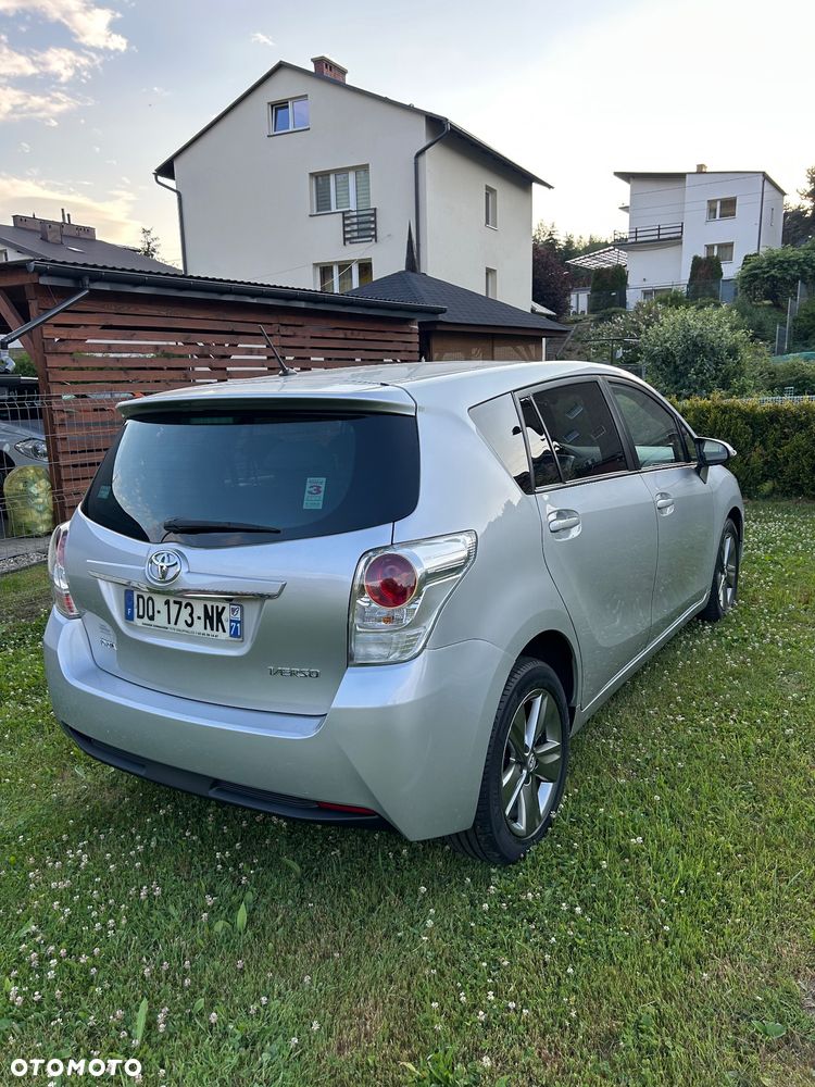 Toyota Verso 1.6 D-4D Prestige 7os - 2