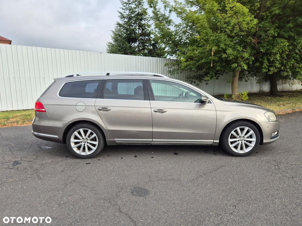 Volkswagen Passat 1.8 TSI Highline DSG - 22